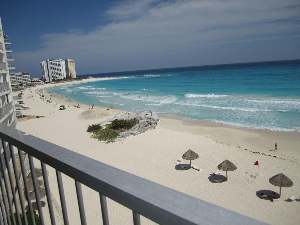 Beachfront Studio Carisa Y Palma Apartment Cancun Exterior photo