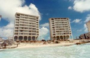 Beachfront Studio Carisa Y Palma Apartment Cancun Exterior photo